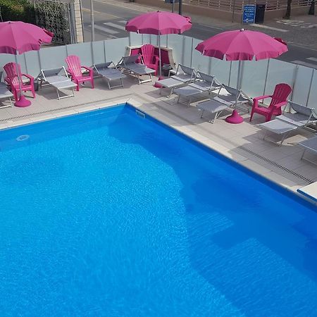 Hotel Mont Blanc Bellaria-Igea Marina Esterno foto