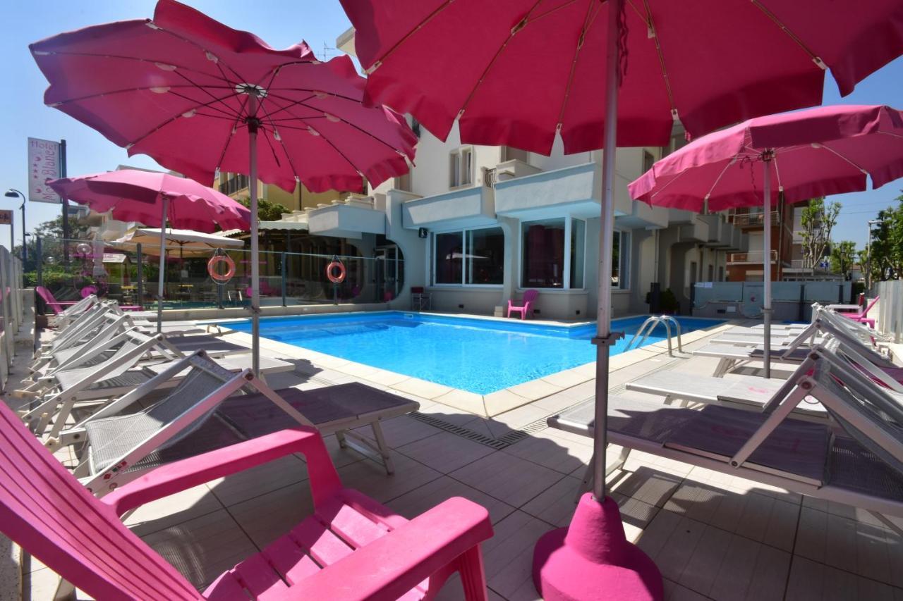 Hotel Mont Blanc Bellaria-Igea Marina Esterno foto