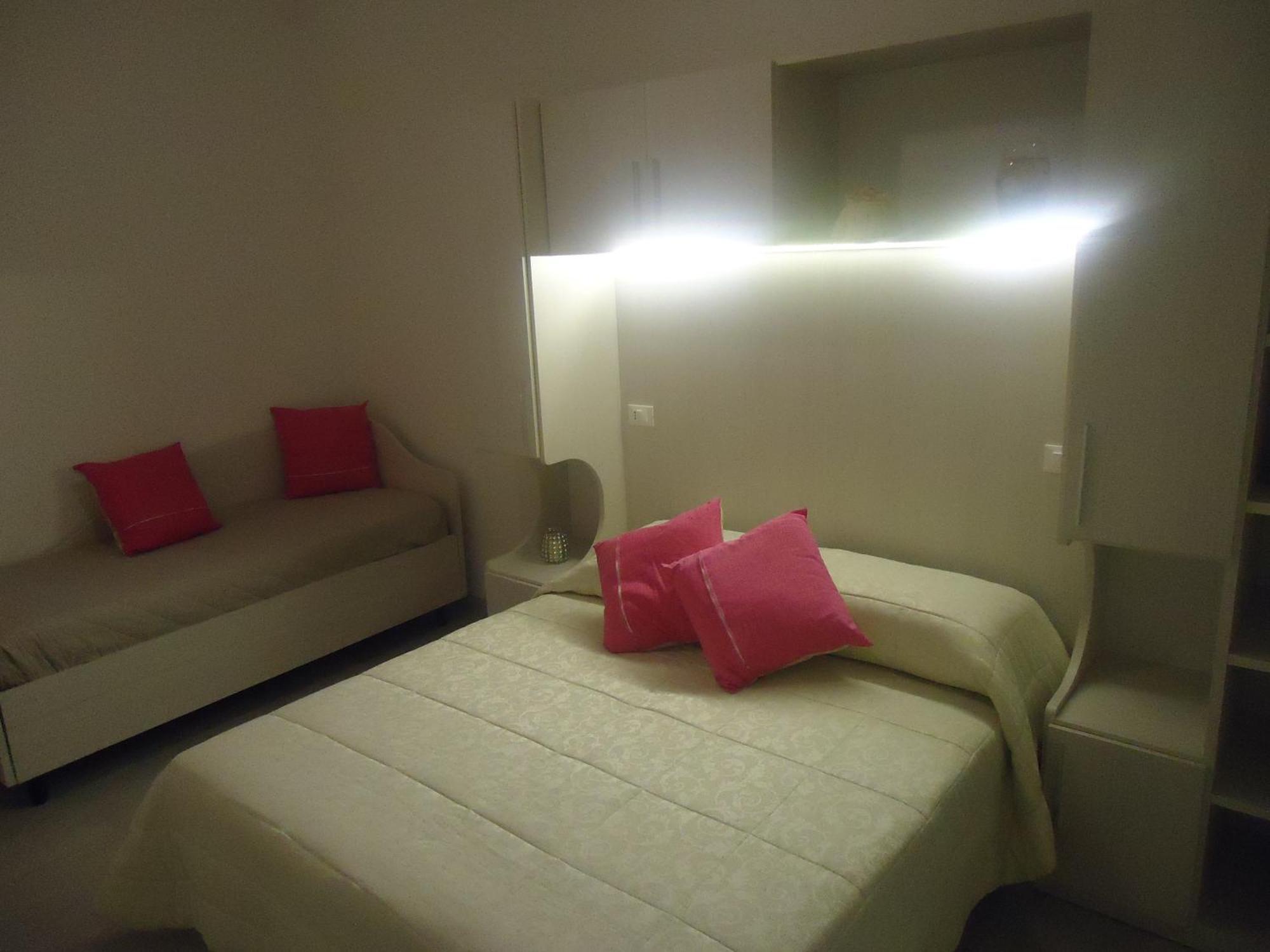 Hotel Mont Blanc Bellaria-Igea Marina Esterno foto